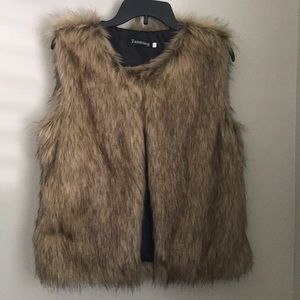 Tan/Brown Faux Fur Vest (Size: S, NWOT)